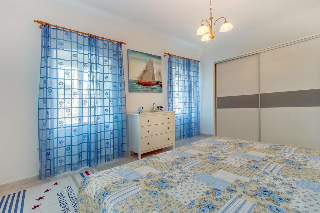 וולי לוסיניי Narcis Central Apartment With Sea & City Views מראה חיצוני תמונה